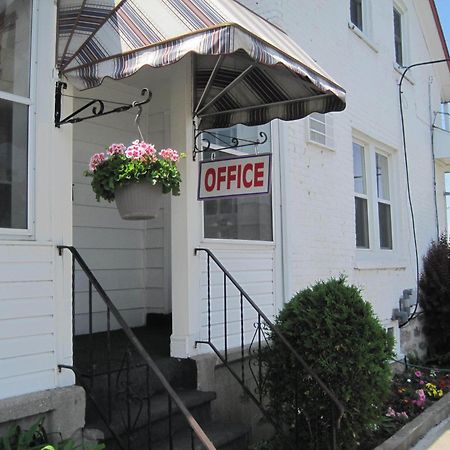 Rosecourt Motel Stratford Exterior photo